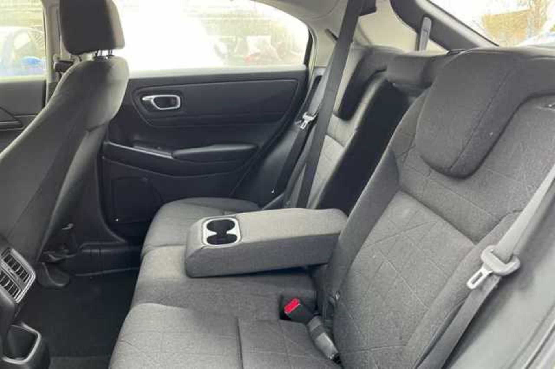 Honda HR-V Hybrid 1.5 EHEV ELEGANCE 5DR CVT 