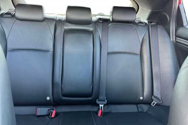 Honda Civic 1.5 VTEC Turbo Prestige 5dr CVT 