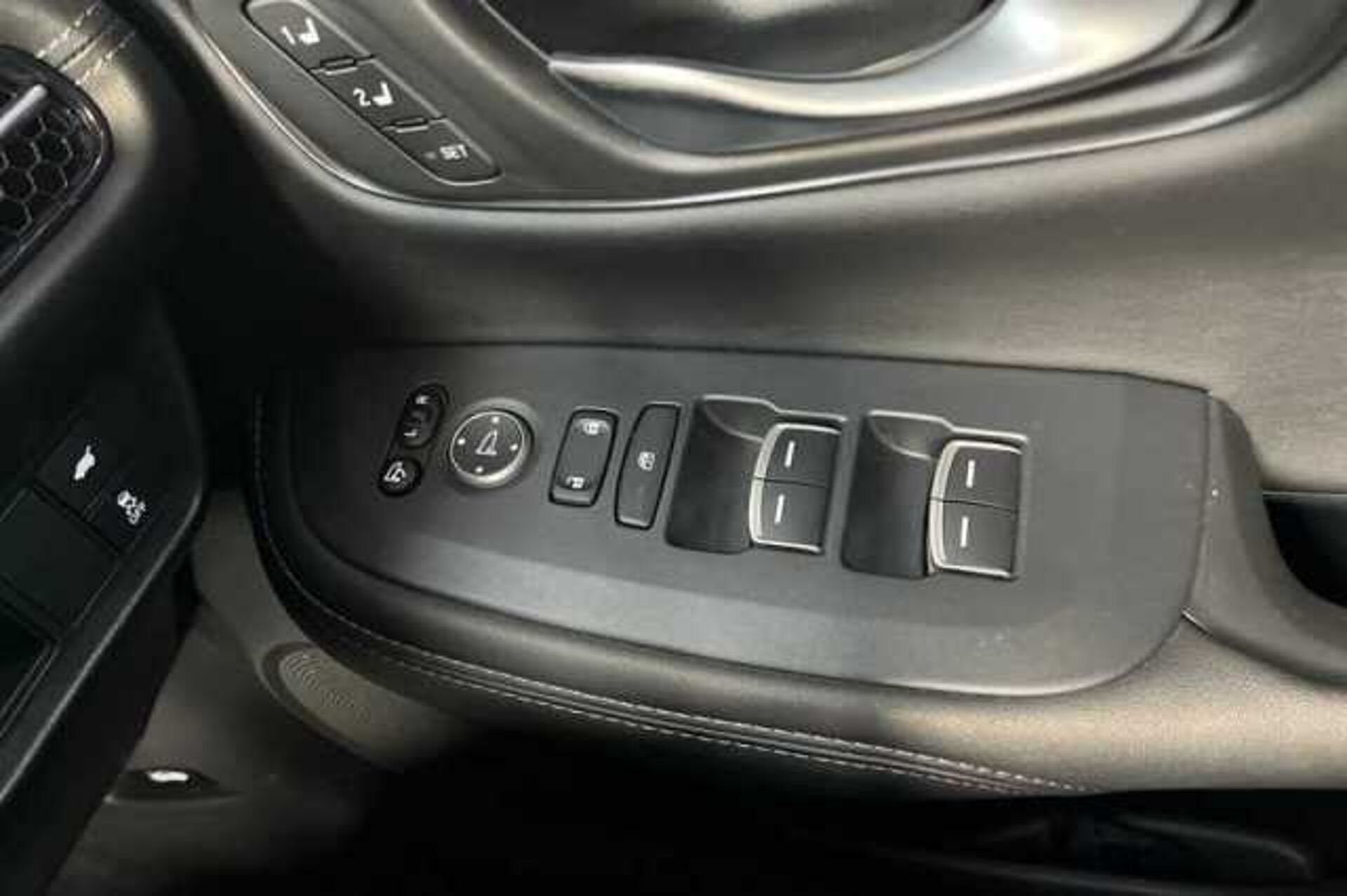 Honda ZR-V e:HEV 2.0 EHEV ADVANCE 5DR CVT 