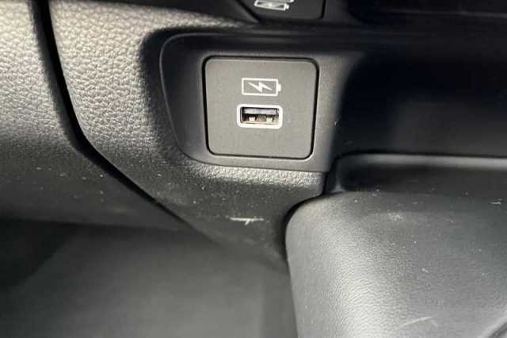 Honda HR-V Hybrid 1.5 eHEV Elegance 5dr CVT 