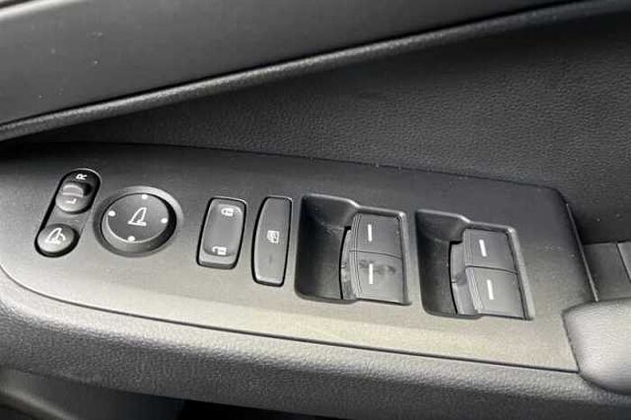 Honda HR-V Hybrid 1.5 EHEV ELEGANCE 5DR CVT 