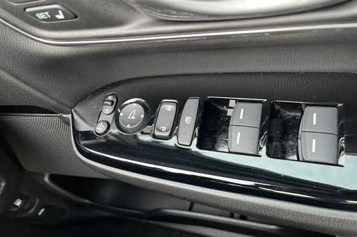 Honda CR-V Hybrid 2.0 I-MMD HYBRID EX 5DR ECVT 