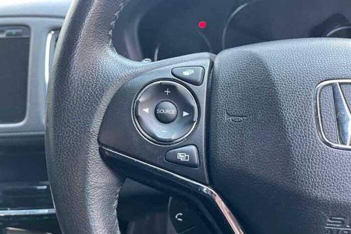 Honda HR-V 1.5 i-VTEC Black Edition CVT 5dr 