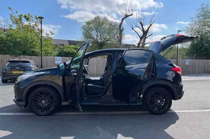 Honda HR-V 1.5 i-VTEC Black Edition CVT 5dr 