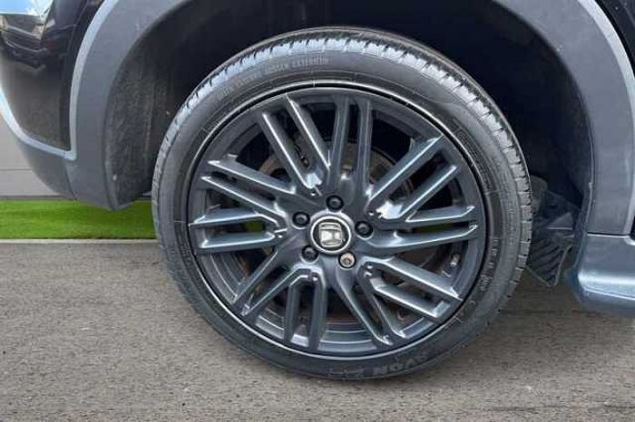 Honda HR-V 1.5 i-VTEC Black Edition CVT 5dr 