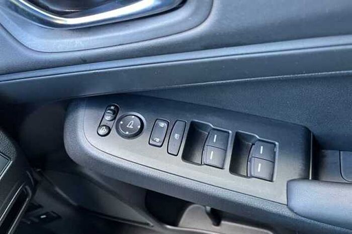 Honda HR-V Hybrid 1.5 EHEV ELEGANCE 5DR CVT 