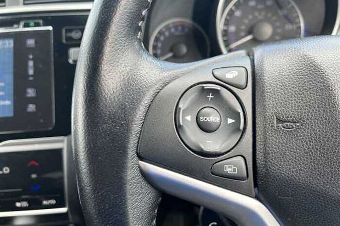 Honda Jazz 1.3 i-VTEC EX Navi 5dr 